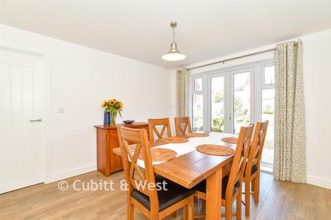 undefined, Squires Grove, Eastergate, Chichester, West Sussex