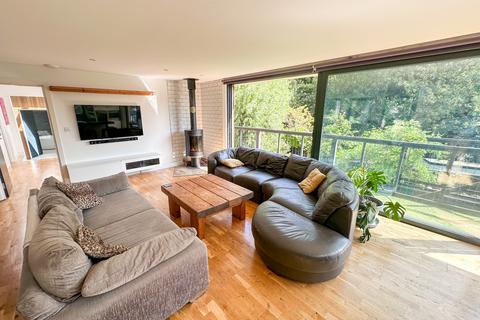 4 bedroom apartment to rent, Ferry Lane, Wraysbury TW19