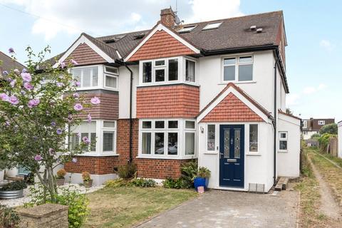 undefined, Court Close, Twickenham, TW2