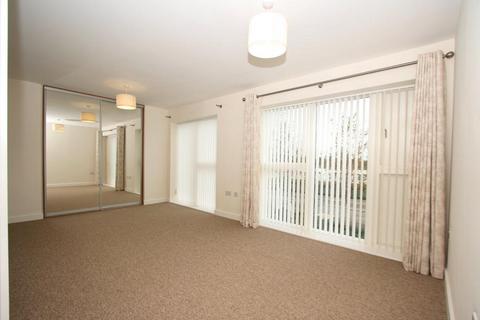 2 bedroom apartment to rent, Hackett House, Glebe Farm Drive, Cambridge