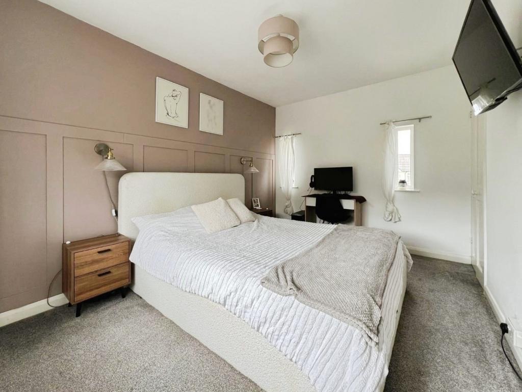 Pbox-bedroom-326495.jpg