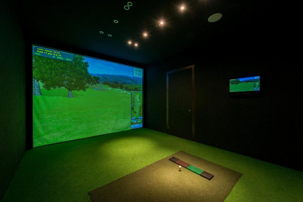 Golf Room