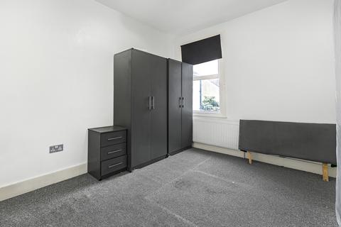 309 Thornton Road, Croydon, CR0 3EY