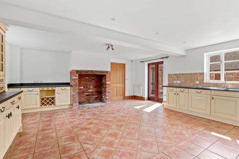 undefined, Littlewood, Abbots Morton, Worcestershire. WR7 4NA