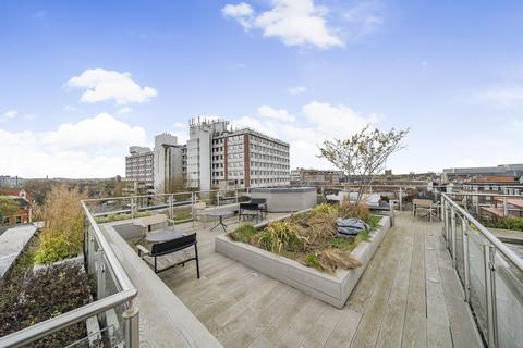 Studio to rent, Old London Road, Kingston Upon Thames, KT2