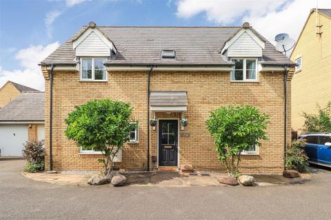 Wellbrook Way, Girton CB3