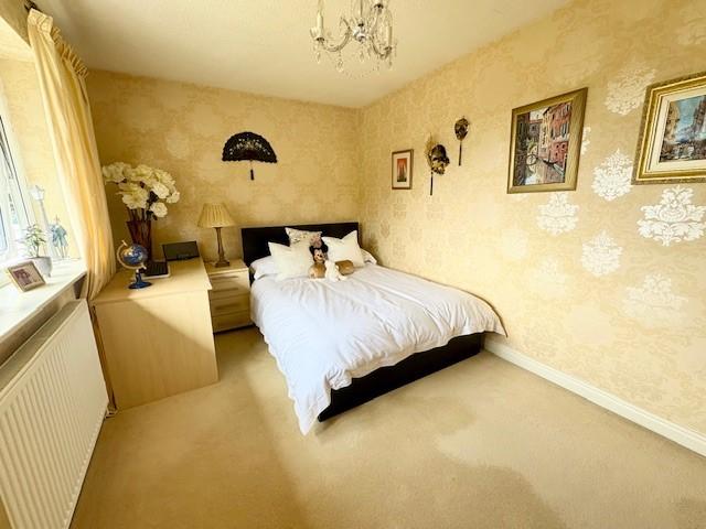R - Bed 3 (2).jpg