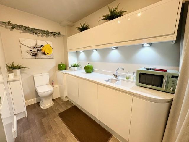 R - Utility Room.jpg