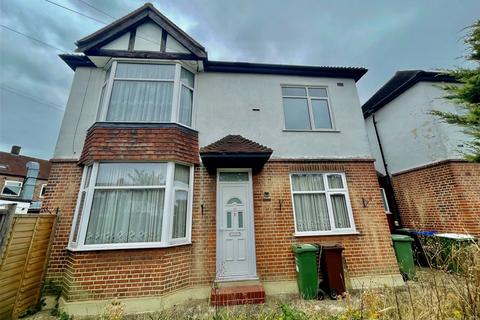 1 The Triangle, Sidcup, DA15 8LT
