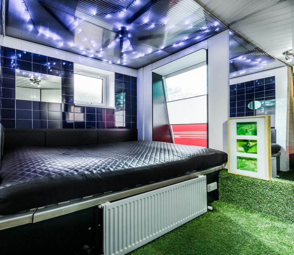 A stylish and inviting large double bedroom fea...