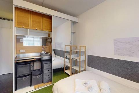 3 bedroom flat to rent, Wornington Road, London W10