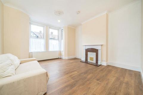2 bedroom flat for sale, Brownhill Road, London SE6
