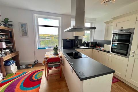 3 bedroom terraced house for sale, Radcliffe Road,, Golcar, Huddersfield