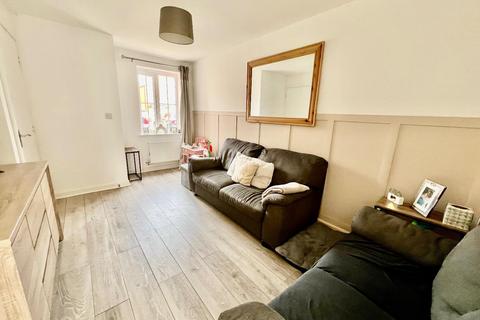 2 bedroom end of terrace house for sale, Otter Street, Rothwell