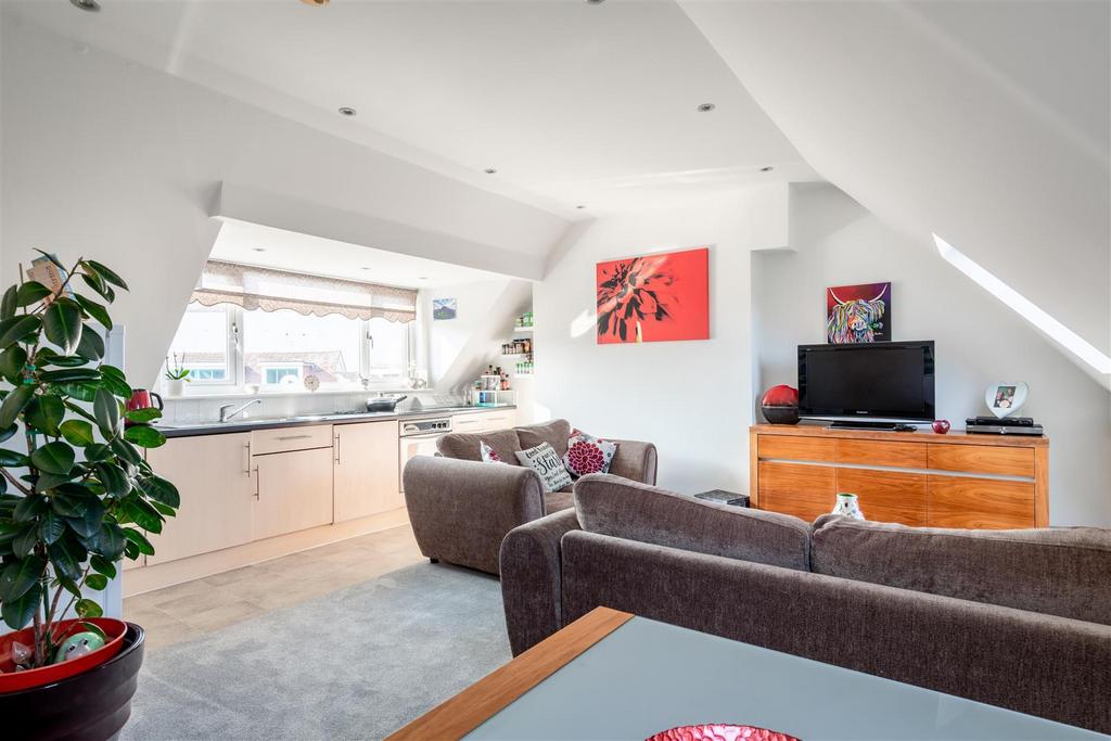 37 B Old Woking Road-1.jpg
