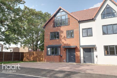 undefined, Eighth Avenue, Aylesbury