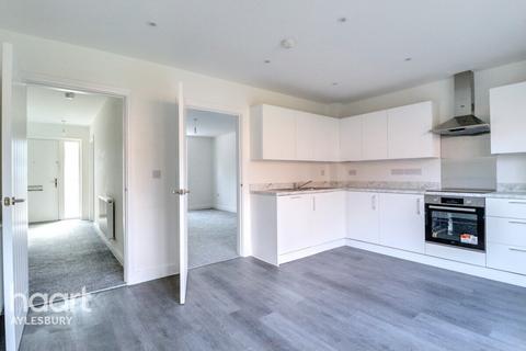 undefined, Eighth Avenue, Aylesbury