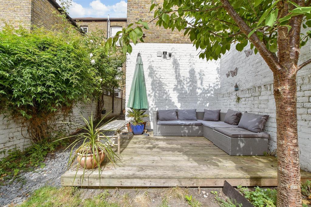 Patio / Decking