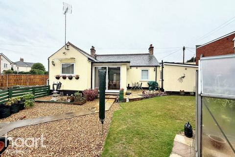 3 bedroom detached bungalow for sale, Kirkgate Street, Wisbech