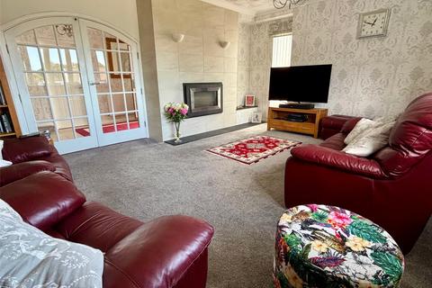 3 bedroom bungalow for sale, Priory Lodge Close, Milford Haven, Pembrokeshire, SA73