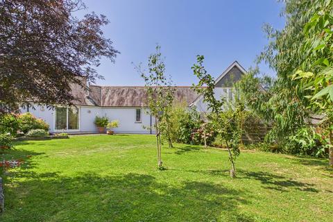 5 bedroom bungalow for sale, Stratton Road, Cornwall EX23