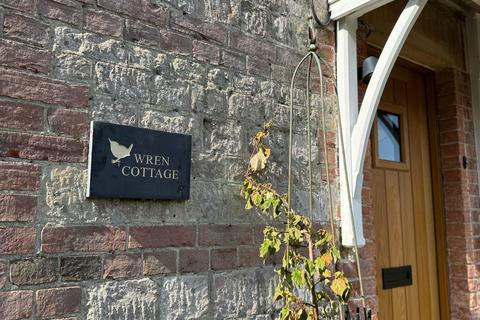 undefined, Warminster BA12