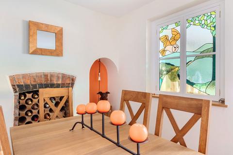 undefined, Warminster BA12