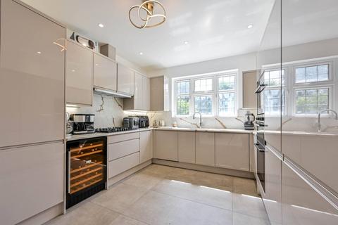 undefined, Coombe Lane, Raynes Park, London, SW20