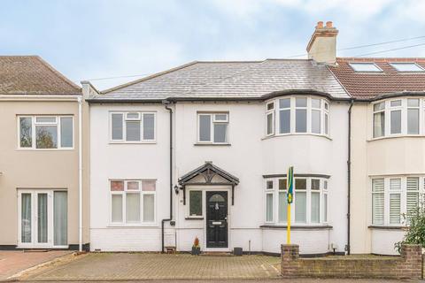 Green Lane, Worcester Park, KT4