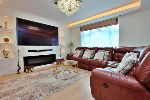 4 bedroom semi-detached house for sale, Theobald Street, Borehamwood