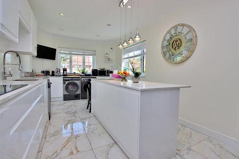 4 bedroom semi-detached house for sale, Theobald Street, Borehamwood