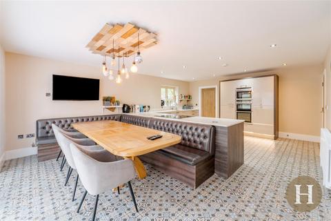 6 bedroom detached house for sale, Redhill Road, Kings Norton, Birmingham, B38
