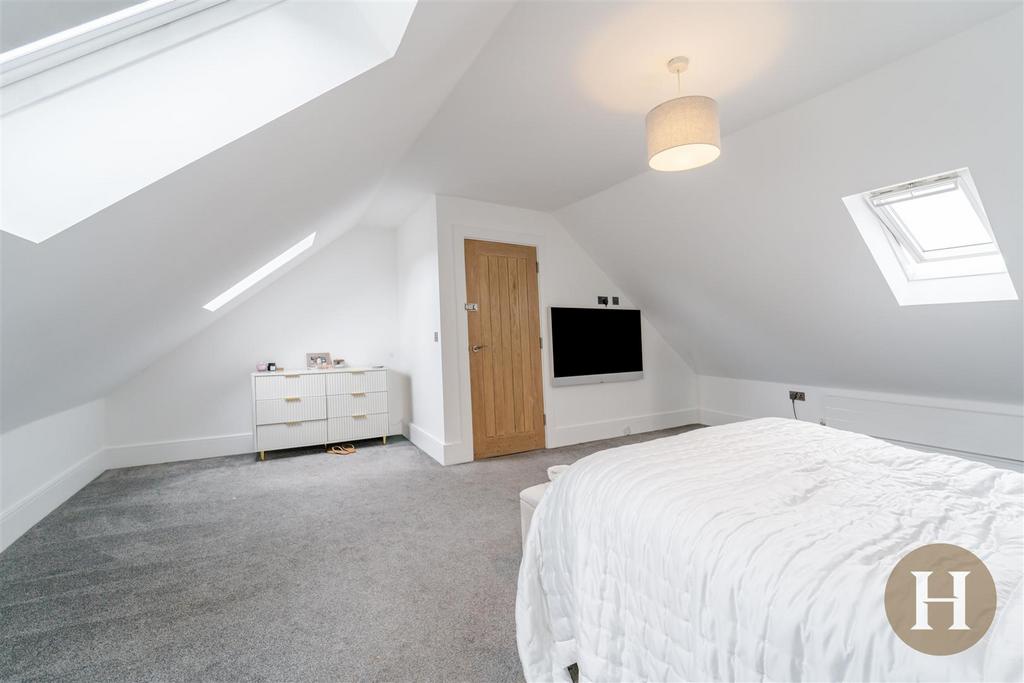 Hadleigh Estate Agents-45.jpg