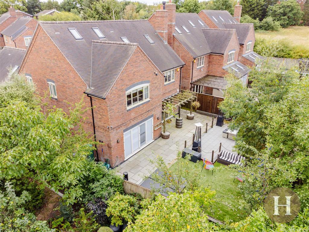Hadleigh Estate Agents-61.jpg