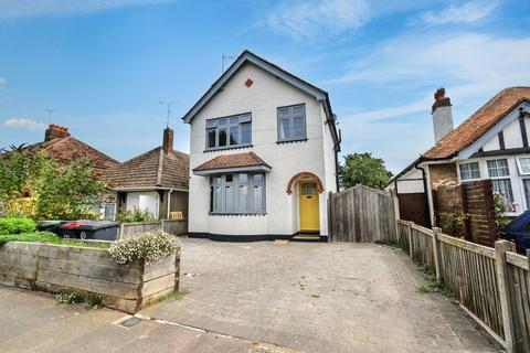 4 bedroom detached house for sale, Dering Road, Herne Bay CT6