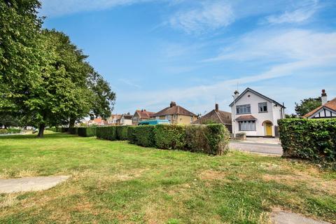 4 bedroom detached house for sale, Dering Road, Herne Bay CT6