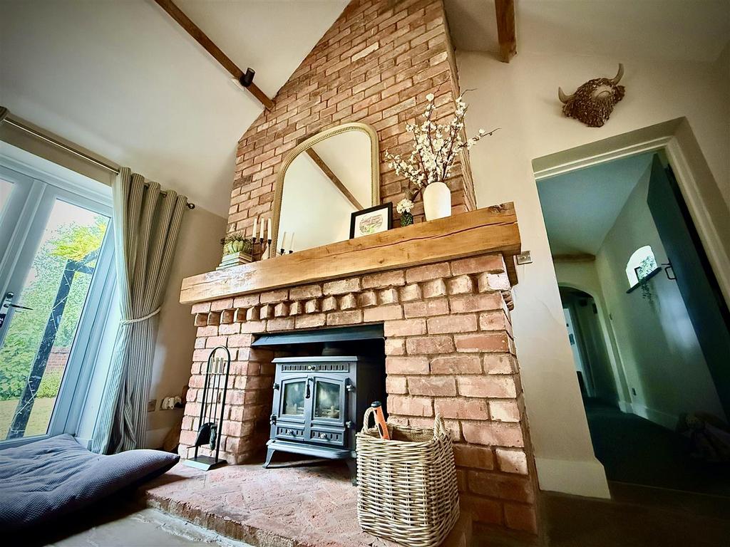 Fireplace.jpg