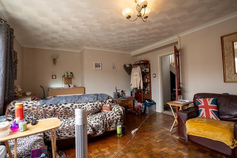undefined, Porset Drive, Caerphilly CF83