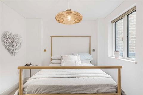 3, Times Court Retreat Road, Richmond, TW9 1AF