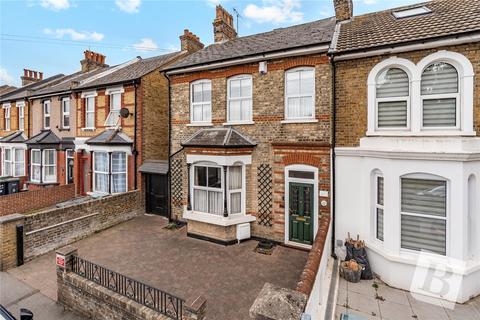 3 bedroom end of terrace house for sale, Whitehill Road, Gravesend, Kent, DA12