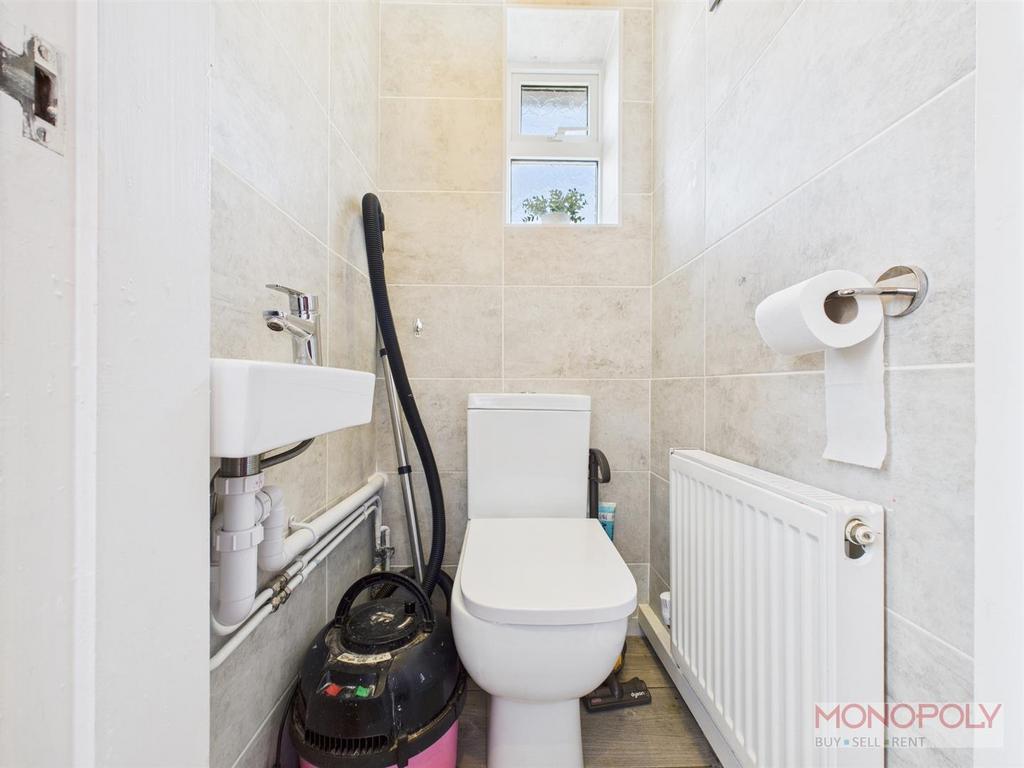 Downstairs wc