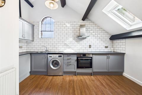 2 bedroom apartment for sale, Maidenburgh Street, Colchester, Essex, CO1