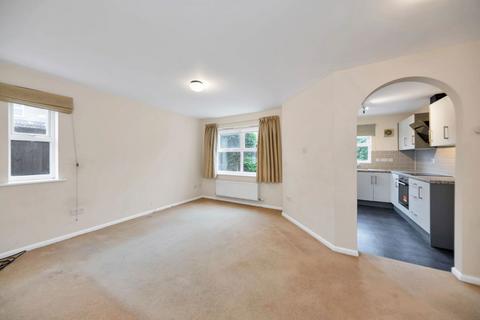 3 bedroom terraced house for sale, Orchard Close, Huntingdon PE28
