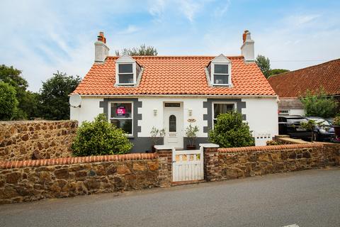 Les Camps, St Martin's, Guernsey, GY4
