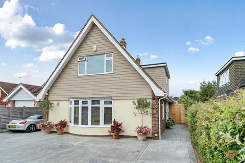 Regis Avenue, Aldwick Bay Estate, PO21