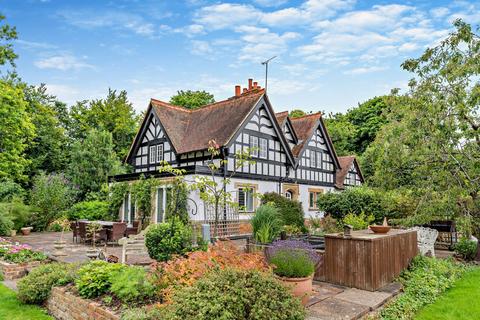 Blenheim Cottage Maidenhatch, Pangbourne, Reading, RG8 8HH