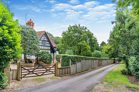 Blenheim Cottage Maidenhatch, Pangbourne, Reading, RG8 8HH