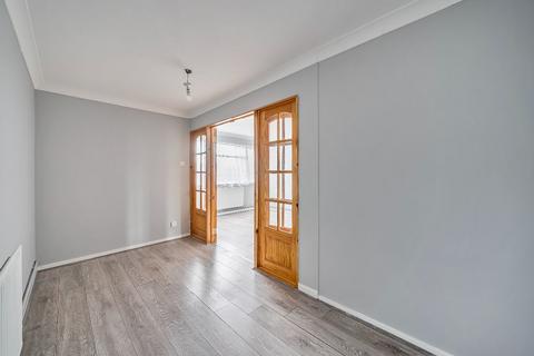 13 Croxden Close, Edgware, HA8 5PS