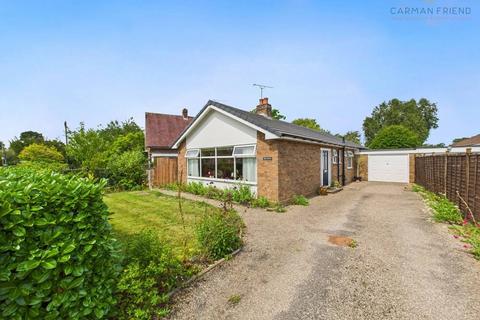 undefined, Upton Lane, Upton, CH2