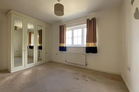 24 Cavalier Court, Balby, Doncaster, DN4 8TW